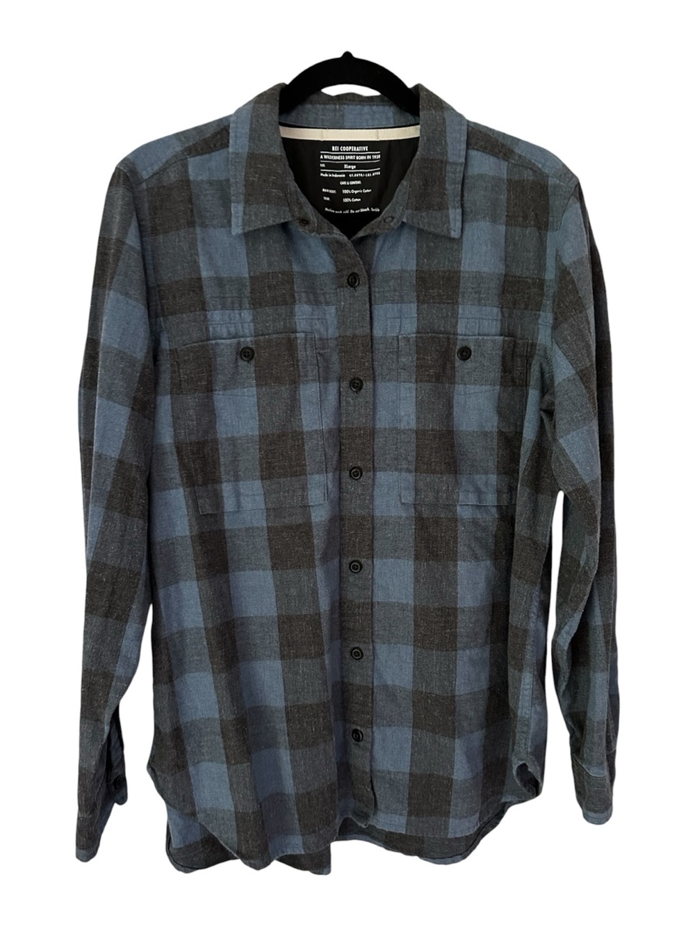REI Organic Cotton Blue and Gray Plaid Button-Down Shirt with Chest Pockets